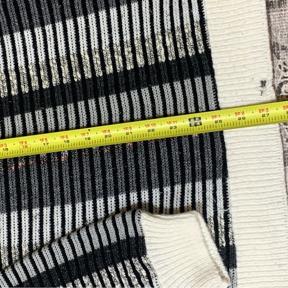 Black and White Striped Men's Sweater Megalos XLT Vintage - Picture 8 of 15